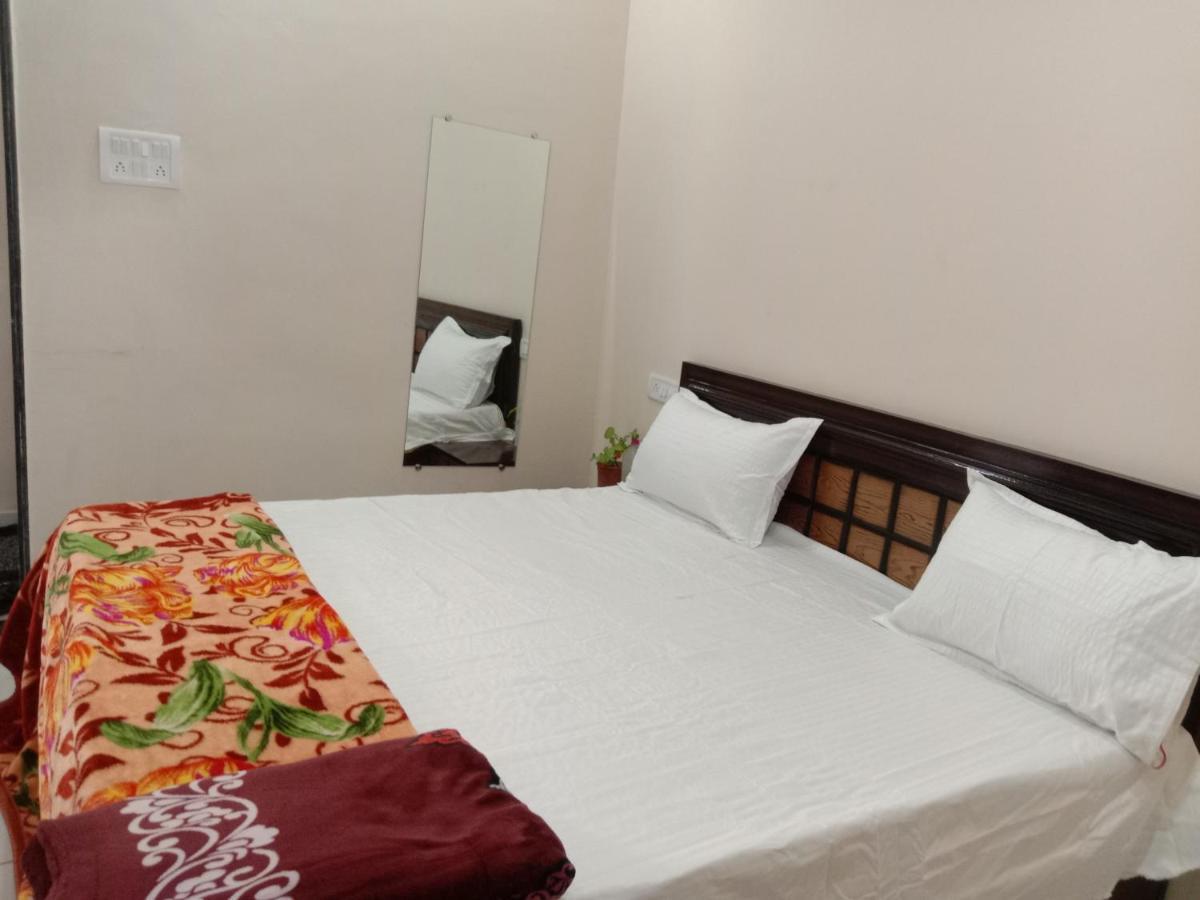 Aradhya Prime Home Stay Garudeshwar Екстериор снимка