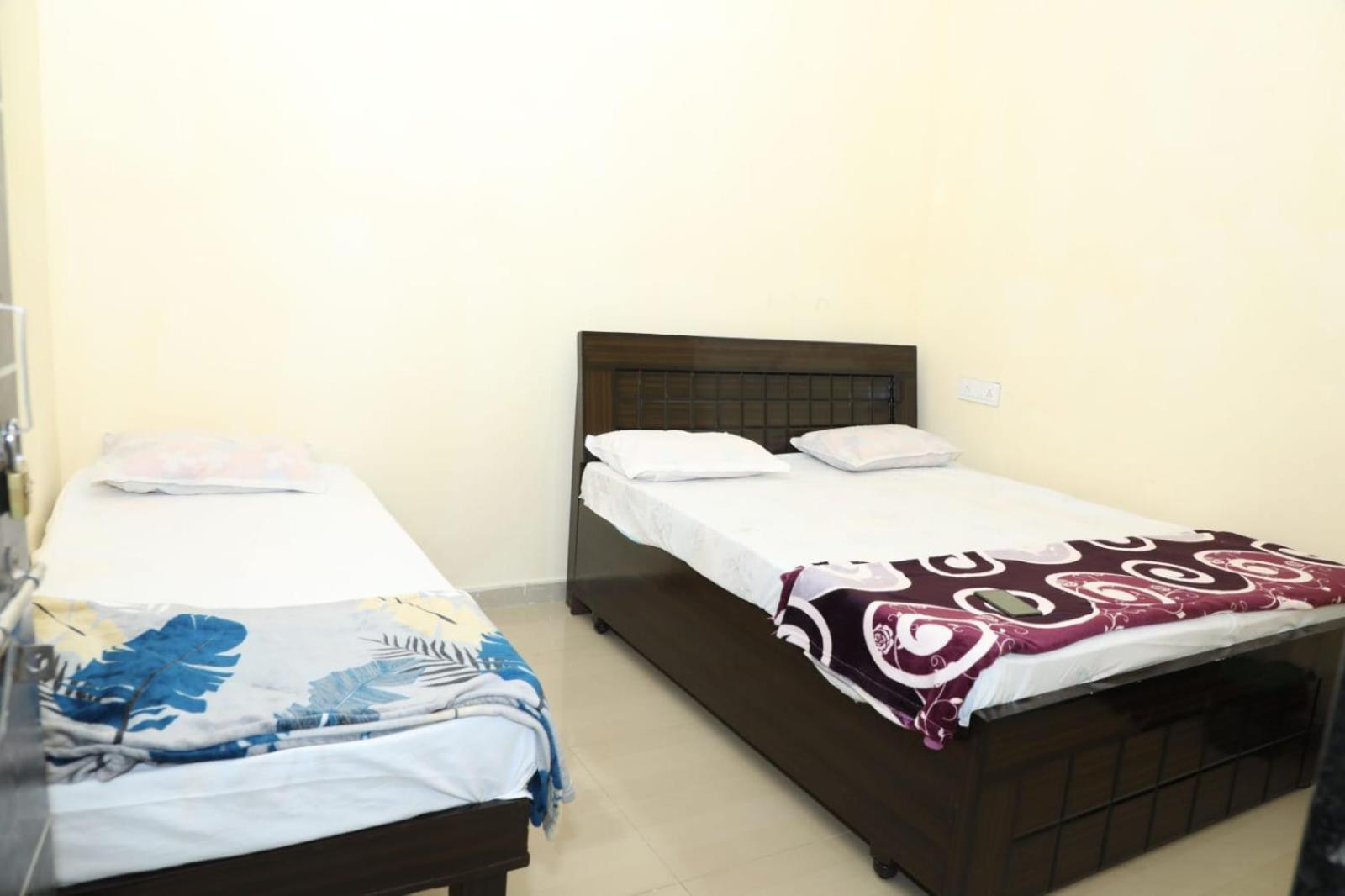 Aradhya Prime Home Stay Garudeshwar Екстериор снимка