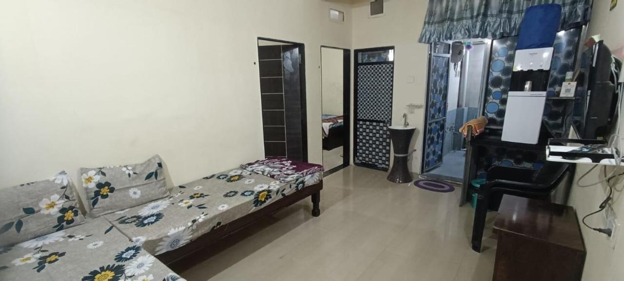 Aradhya Prime Home Stay Garudeshwar Екстериор снимка